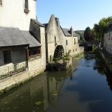 Découvrir l’histoire de Bayeux à travers ses monuments